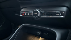 Volvo XC40 2.0 B3P Plus Black Edition 5dr Auto Petrol Estate